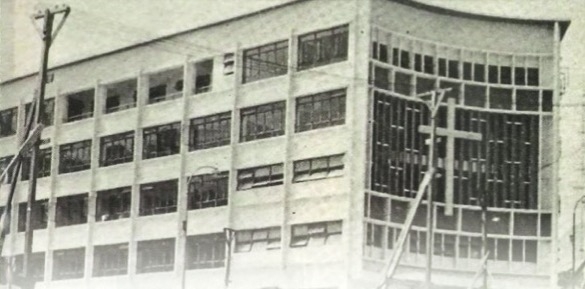建校